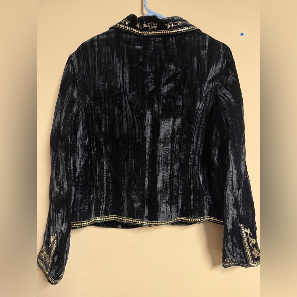 Katherine Barclay Black Blazer with Gold Embroidery - Picture 5 of 10